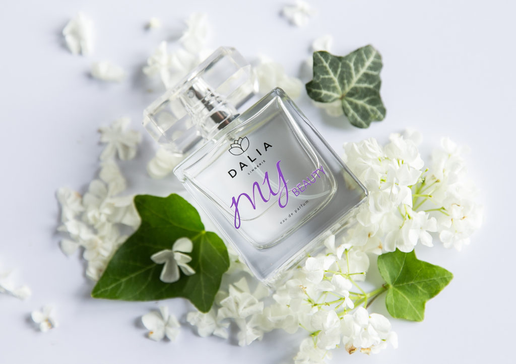 Orzeźwiające bardziej niż Sangria Bianco i kawa :) Perfumy "My Beauty" dostępne w sklepach stacjonarnych oraz na www.dalia.pl energia